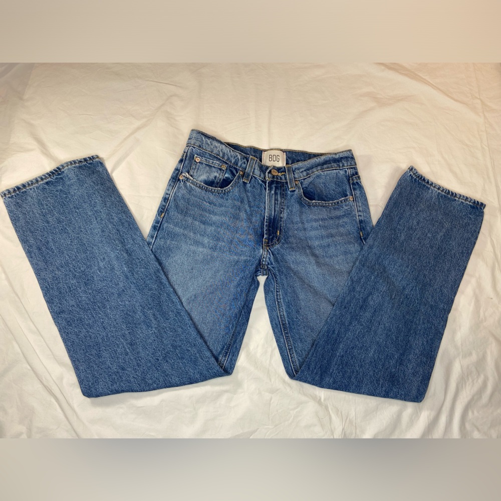 BDG Urban Outfitters Cowgirl High Waisted Medium Wash Blue Denim Jeans Size 26‎